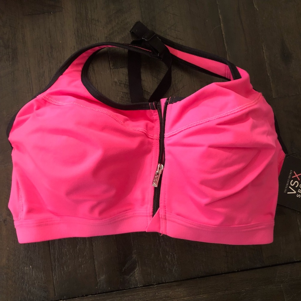 Victoria’s Secret Knockout Front Close Sport Bra